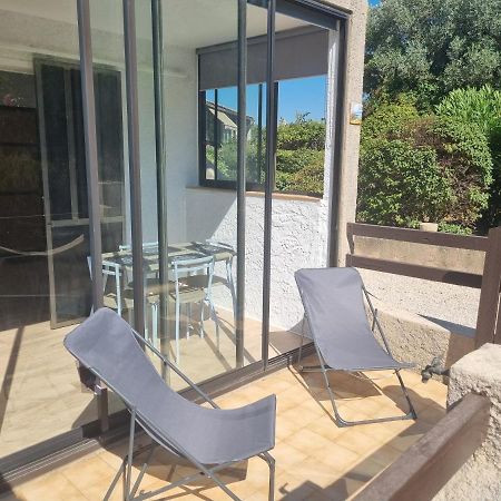 Studio 2 Adultes 2 Enfants Sanary Sur Mer A 800M De La Mer Екстер'єр фото