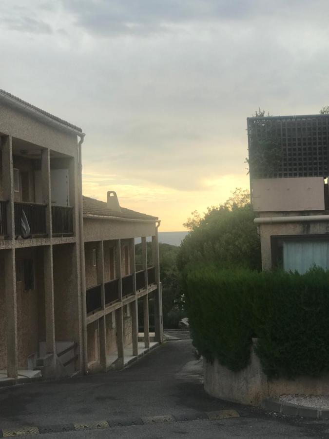 Studio 2 Adultes 2 Enfants Sanary Sur Mer A 800M De La Mer Екстер'єр фото
